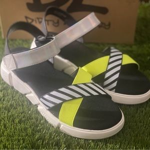 Womens sandals size 8.5 & 10